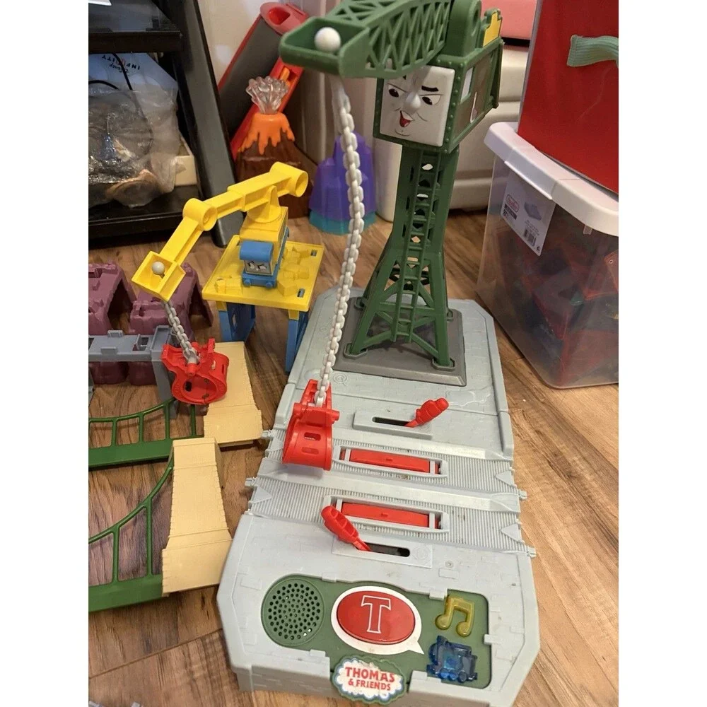 HUGE Mixed Lot of Thomas the Train and friends With Tracks